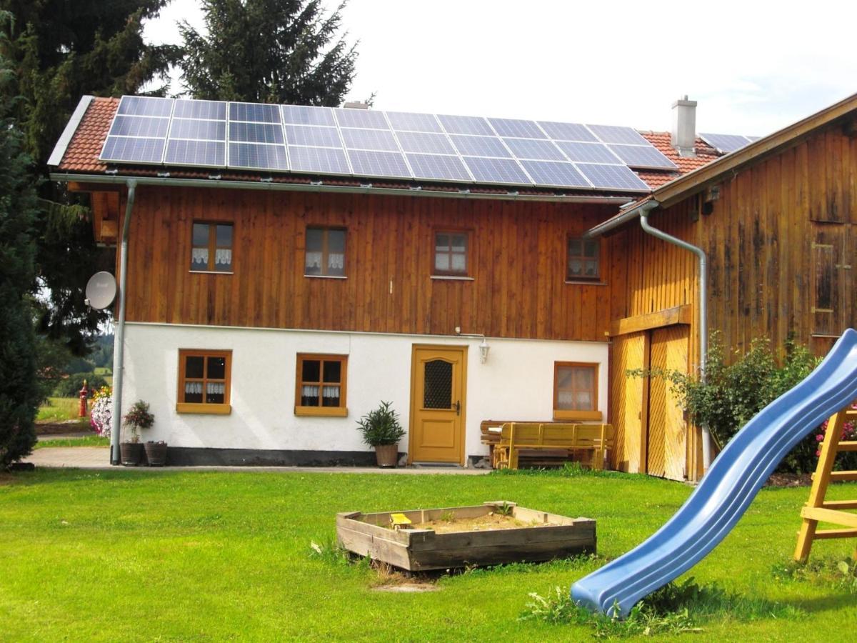 Lovely Holiday Home In Viechtach Near The Forest Exterior photo